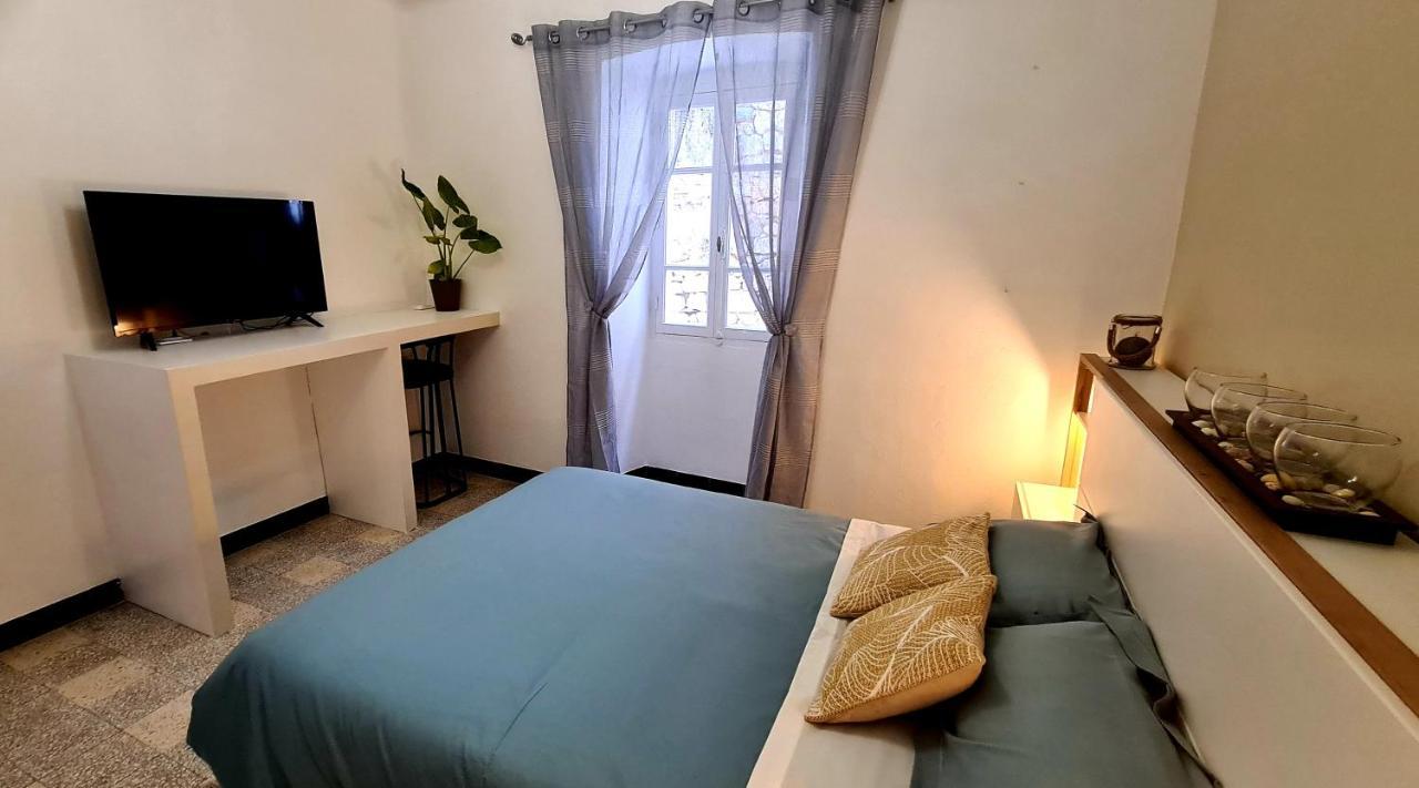 拉博姆Lou Mouli Di Baou住宿加早餐旅馆 外观 照片